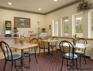 ซูเปอร์ 8 บาย วินด์แฮม เครสโก ไอโอวา Hotel Cresco ร้านอาหาร รูปภาพ