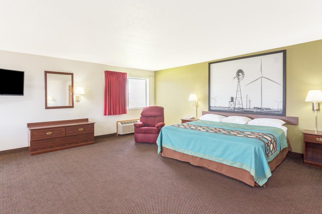 ซูเปอร์ 8 บาย วินด์แฮม เครสโก ไอโอวา Hotel Cresco ภายนอก รูปภาพ